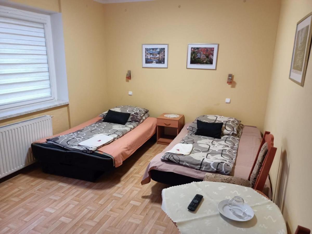 Motel Sportowy Osir 야우르 외부 사진