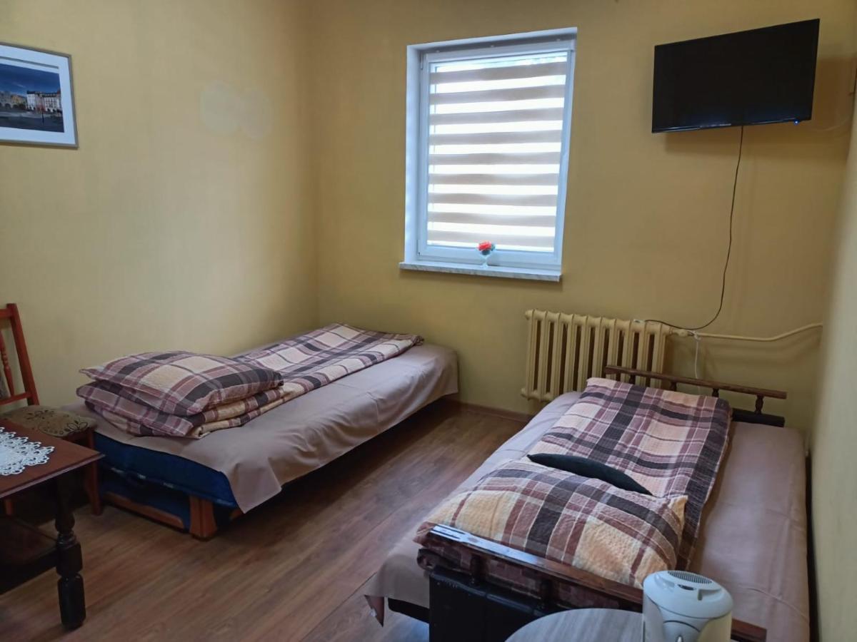 Motel Sportowy Osir 야우르 외부 사진